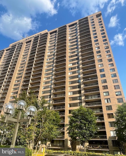 3705 S George Mason Dr Unit 2608S, Falls Church, VA 22041