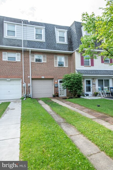 147 Sutcliffe Ln, Conshohocken, PA 19428