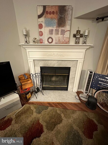 6803 White Water Way Unit 302, Glen Burnie, MD 21060