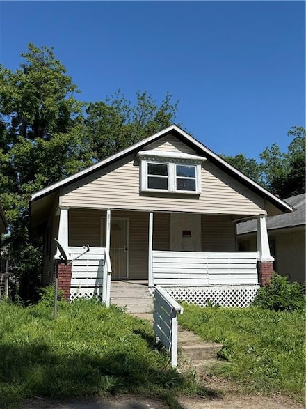 2735 Askew Ave, Kansas City, MO 64128