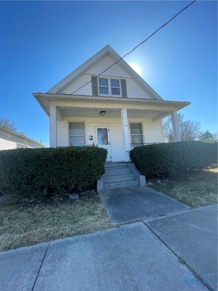 124 Dexter St, Toledo, OH 43608