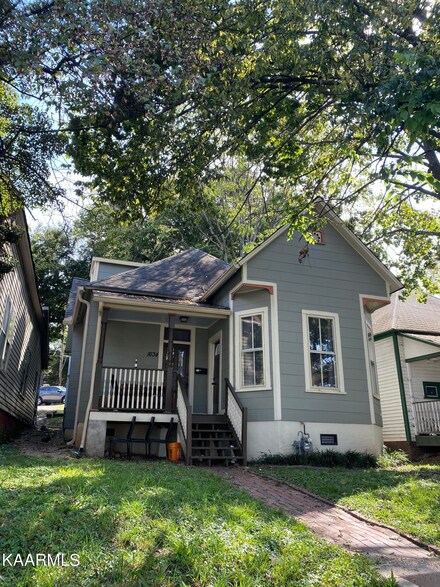 1634 Forest Ave, Knoxville, TN 37916