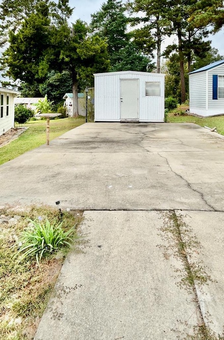 171 Whispering Pines Blvd, Georgetown, GA 39854