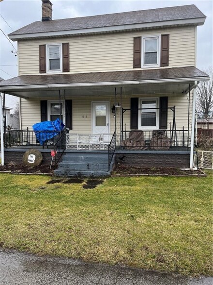 1217 5th St, Seward, PA 15954