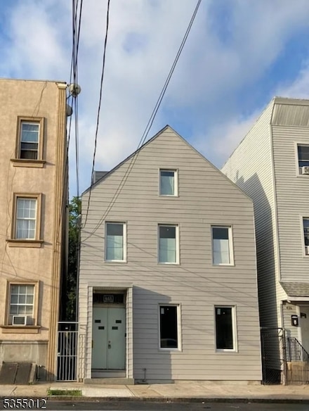 418 Walnut St Unit 1, Newark, NJ 07105