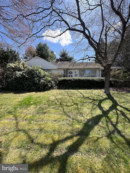 413 S New Ardmore Ave, Broomall, PA 19008