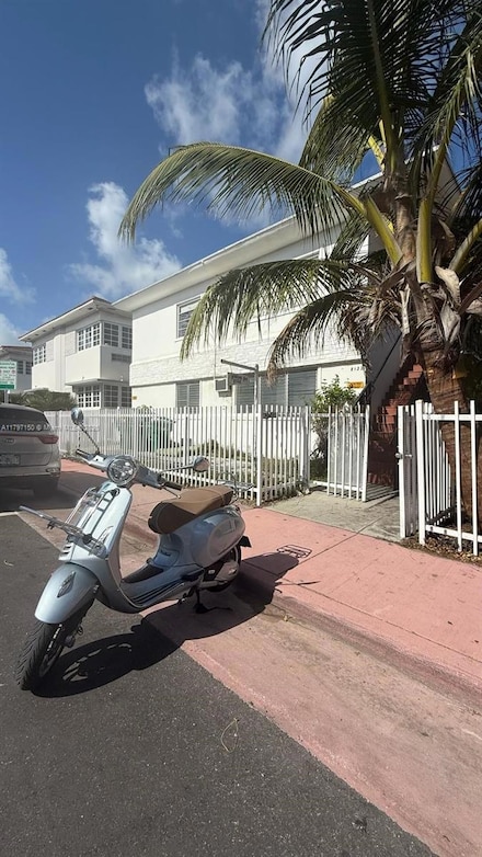 8132 Harding Ave Unit 2, Miami Beach, FL 33141