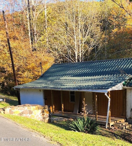 5322 Aj Osborne Hwy, Blackwater, VA 24221