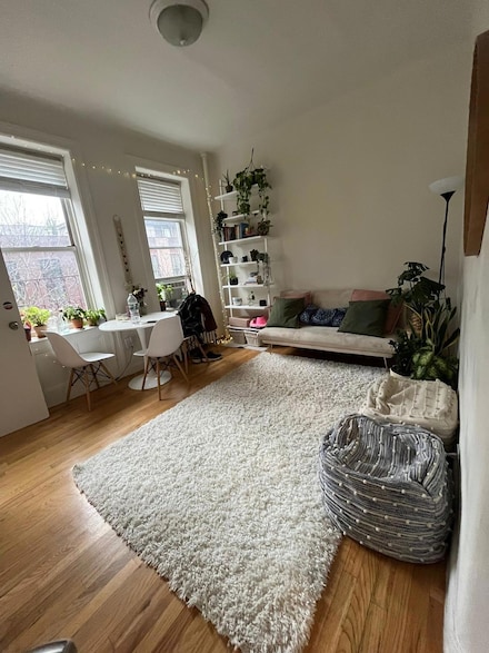 230 Thompson St Unit 13, New York, NY 10012