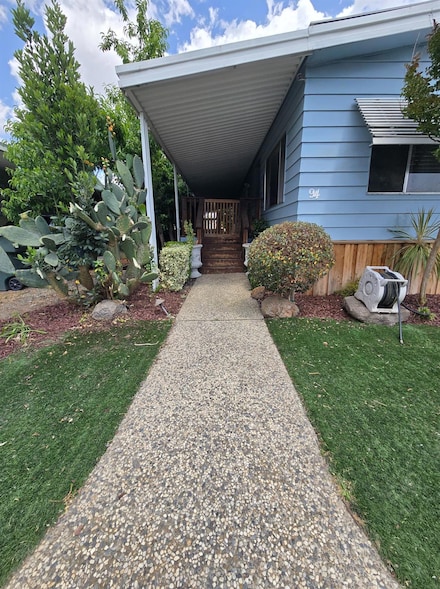 94 Bentley Ave, Sacramento, CA 95823