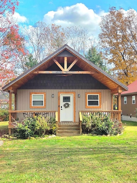 22 Lazy Bear Trail, Andrews, NC 28901