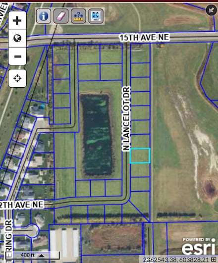 1214 Lancelot Dr, Aberdeen, SD 57401