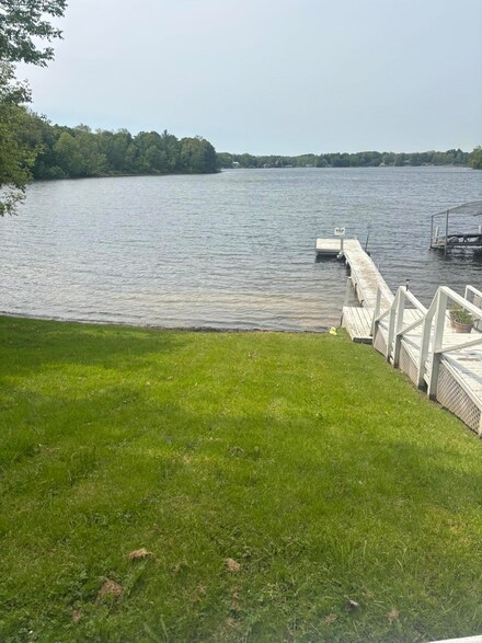 00320 3850 St, Bloomingdale, MI 49026