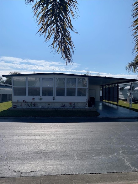 10456 Peaceful Dr, Largo, FL 33773
