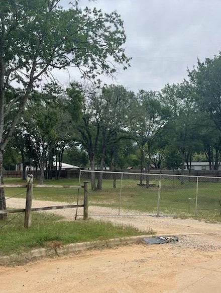 151 Morgan Rd, Mansfield, TX 76063