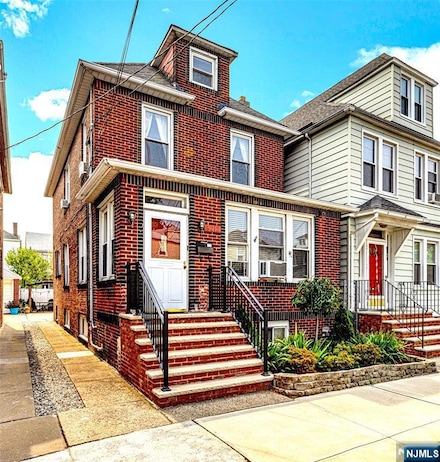 8212 2nd Ave, North Bergen, NJ 07047