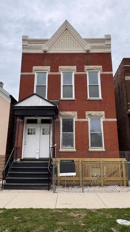 3621 S Winchester Ave, Chicago, IL 60609