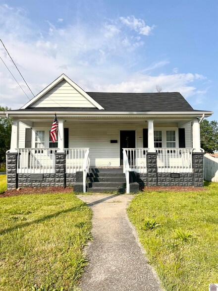 1002 S 11th St, Paducah, KY 42003