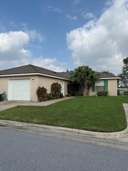 6 Pinehurst Dr, Laguna Vista, TX 78578