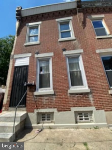 433 E Auburn St, Philadelphia, PA 19134