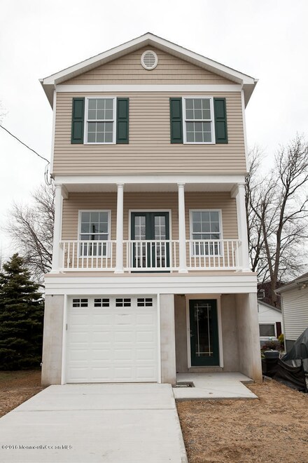 59 Passaic St, North Middletown, NJ 07748