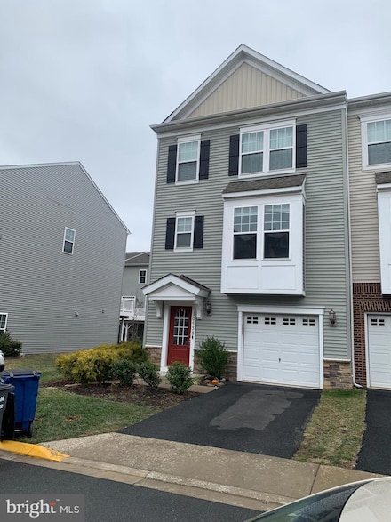 10538 Hinton Way, Manassas, VA 20112