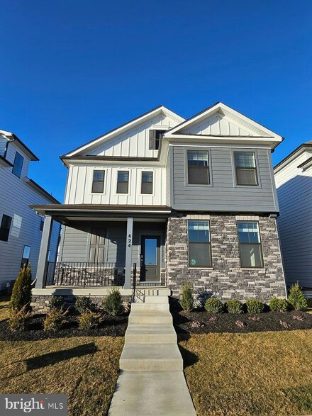 722 Bond St, Frederick, MD 21701