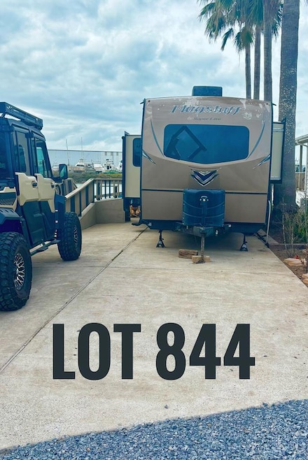 844 W Oyster Dr Unit 844, Port Isabel, TX 78578