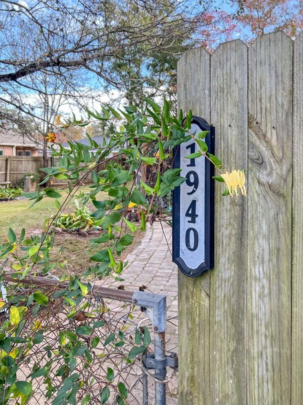 1940 Bishop Rd, Fort Walton Beach, FL 32547