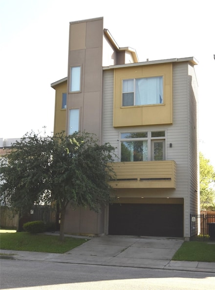 3804 Lovejoy St, Houston, TX 77003