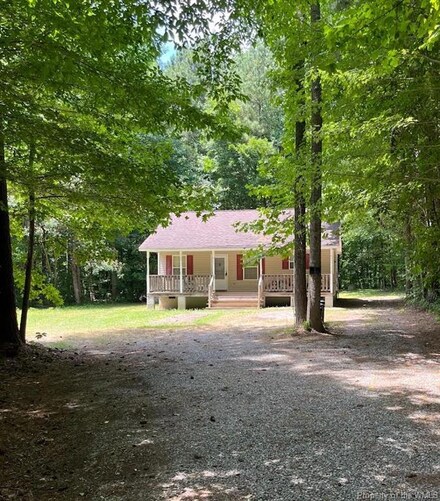 2625 Hickory Fork Rd, Gloucester, VA 23061