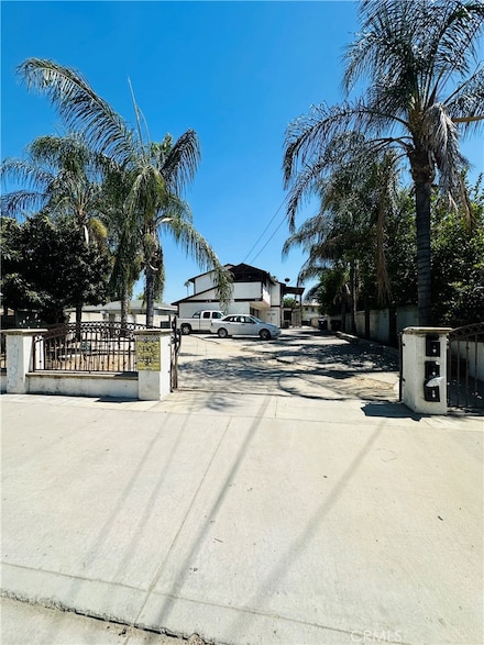 663 W 14th St, San Bernardino, CA 92405