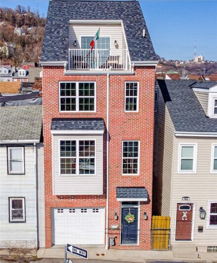 44 Uxor Way, Pittsburgh, PA 15203