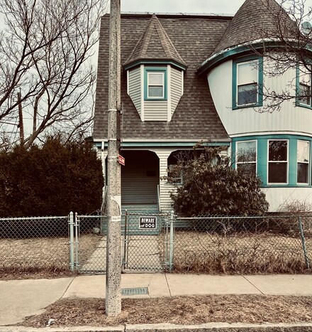 22 Florida St, Dorchester Center, MA 02124