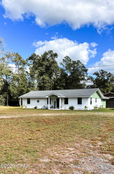 11203 NW Faircloth Rd, Bristol, FL 32321