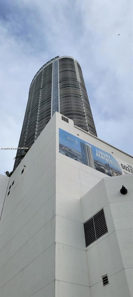 1750 N Bayshore Dr Unit 1106, Miami, FL 33132