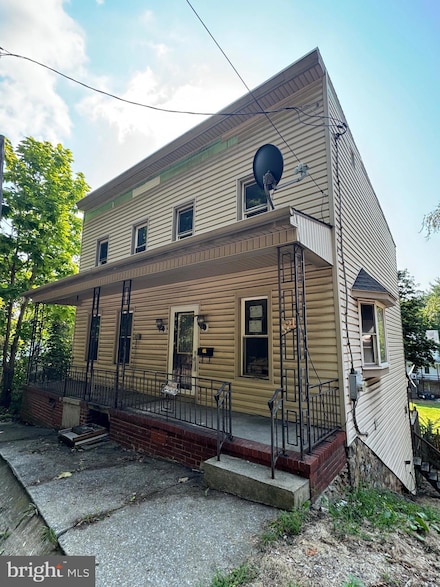 521 S 3rd St, Minersville, PA 17954