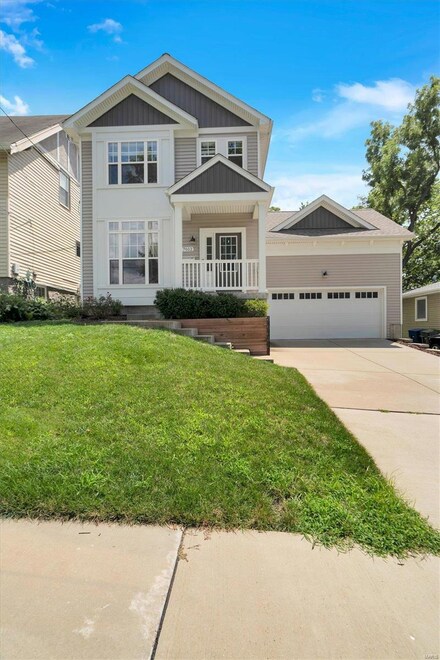 7012 Mitchell Ave, Saint Louis, MO 63117