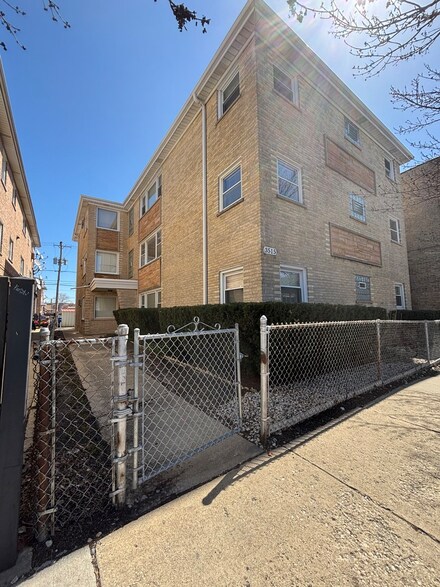 3515 N Central Ave Unit 2W, Chicago, IL 60634