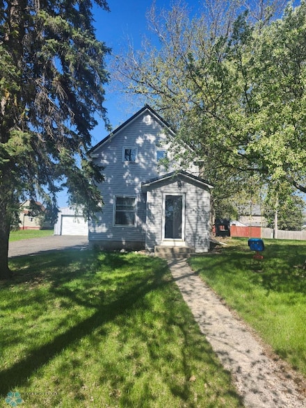 26 5th Ave SE, Lidgerwood, ND 58053