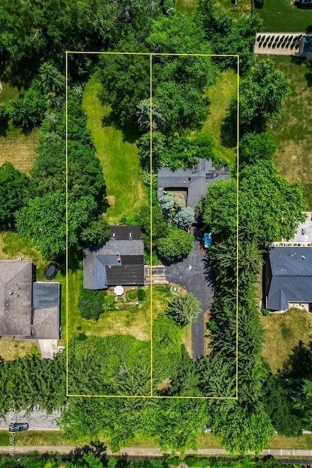 675 W Gilbert Rd, Palatine, IL 60067