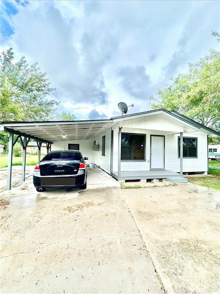 6714 E St, Mercedes, TX 78570