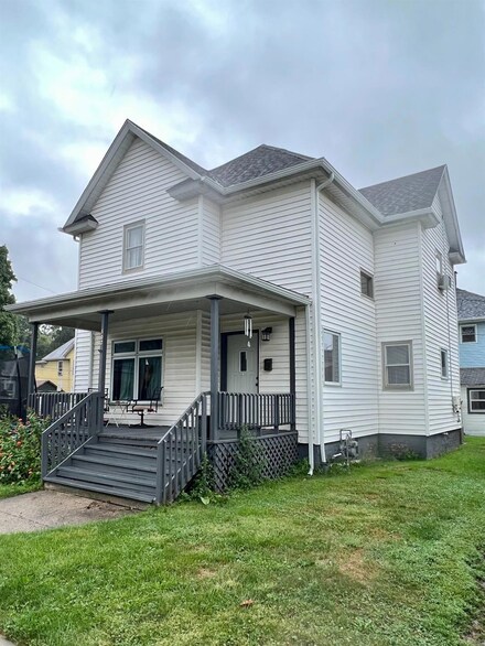 302 Jefferson Ave, La Porte, IN 46350
