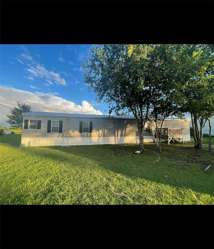 2592 County Road 152, Bedias, TX 77831