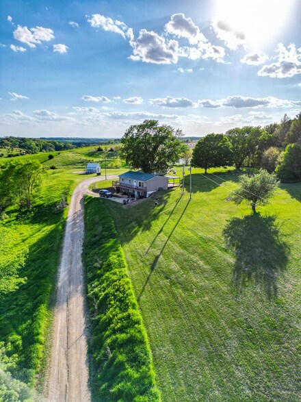 4213 160th Ave, Sioux Rapids, IA 50585