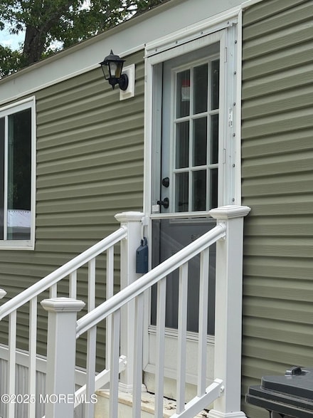 46 Roberts Rd, Toms River, NJ 08755