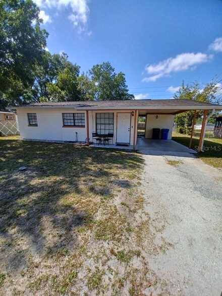 8305 Ash Ave, Tampa, FL 33619