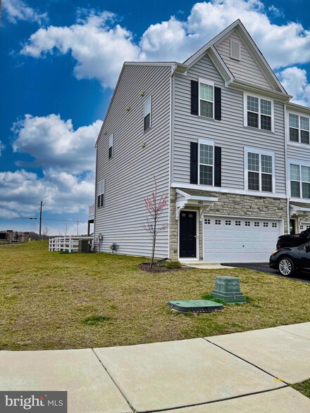 403 Wyatt Dr, Townsend, DE 19734