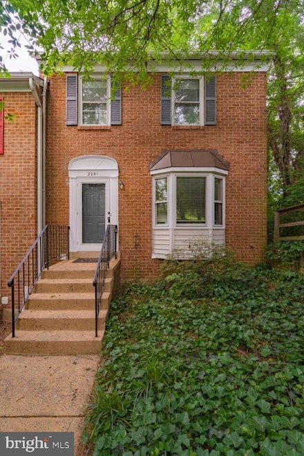 2041 S Glebe Rd, Arlington, VA 22204