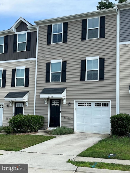 2884 Farzi Cir, Locust Grove, VA 22508